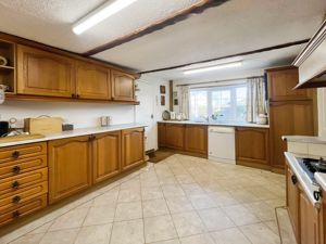 Photo 28- click for photo gallery